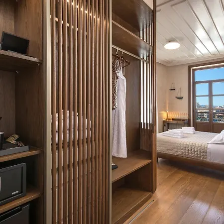 Palazzo Del Rettore アパートホテル 4*