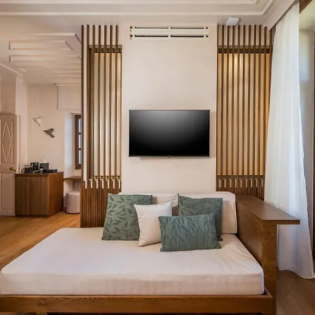 Palazzo Del Rettore 4*