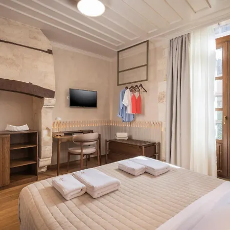 Palazzo Del Rettore アパートホテル 4*